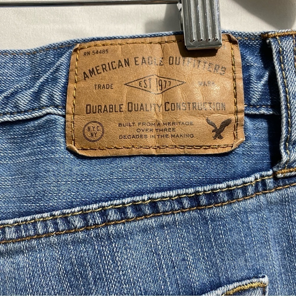 American Eagle Men’s faded ripped jeans size 36 - Picture 3 of 15